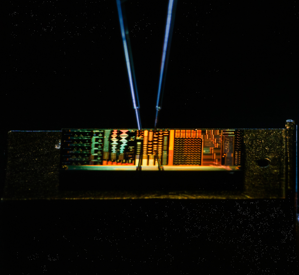 采用光栅耦合的光子芯片